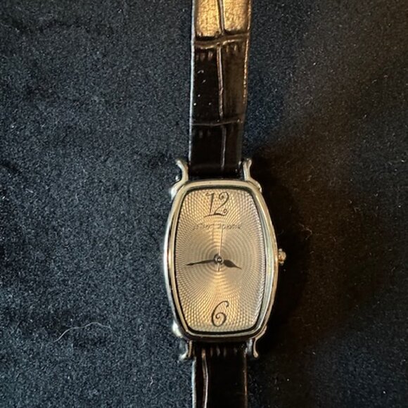 BETSEY JOHNSON LADIES WATCH - Picture 3 of 5